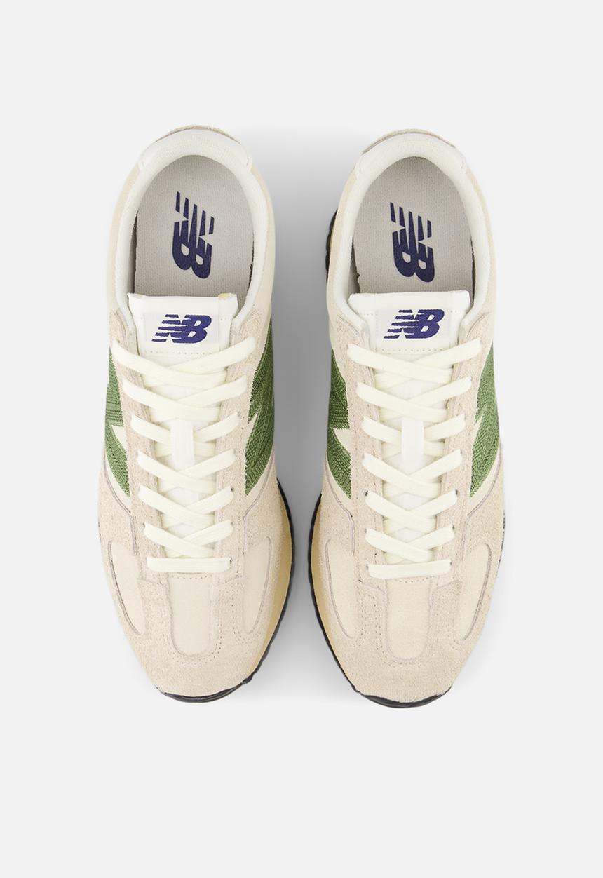 New Balance  - U4715MR