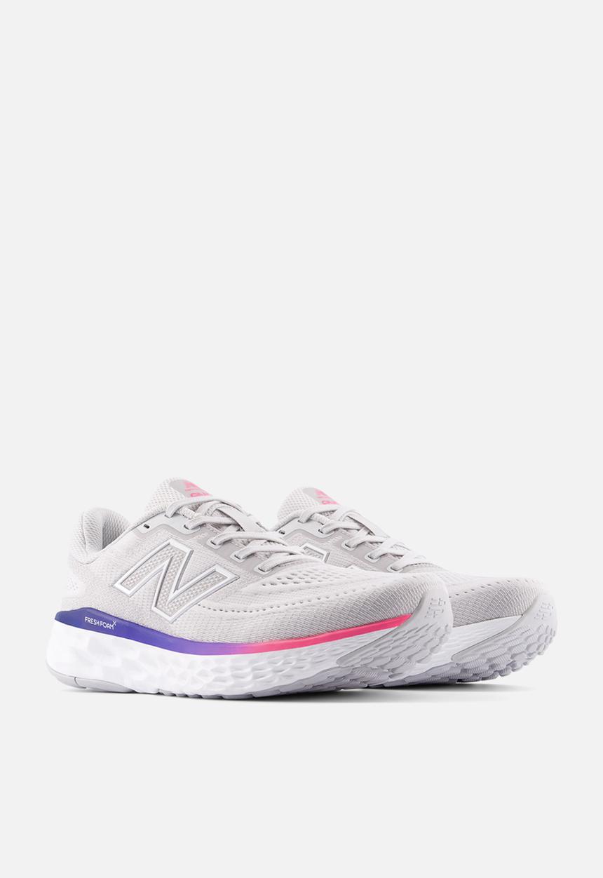 New Balance  - FRESH FOAM X EVOZ v4