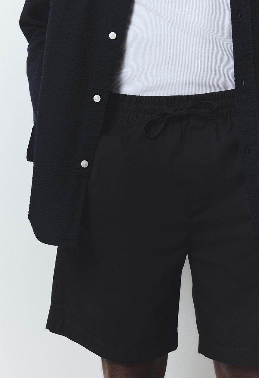 H&M - Regular fit canvas shorts - black
