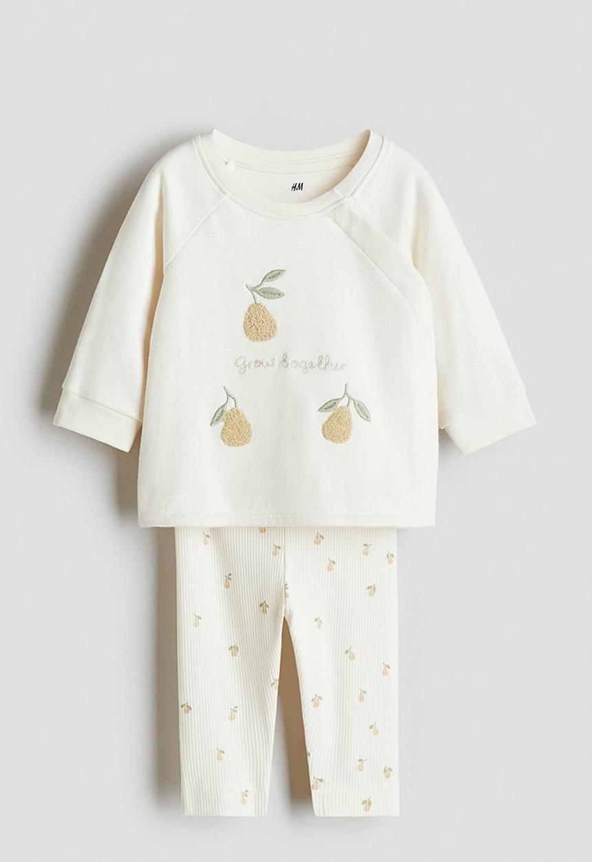 H&M - 2-Piece cotton set - cream grow together