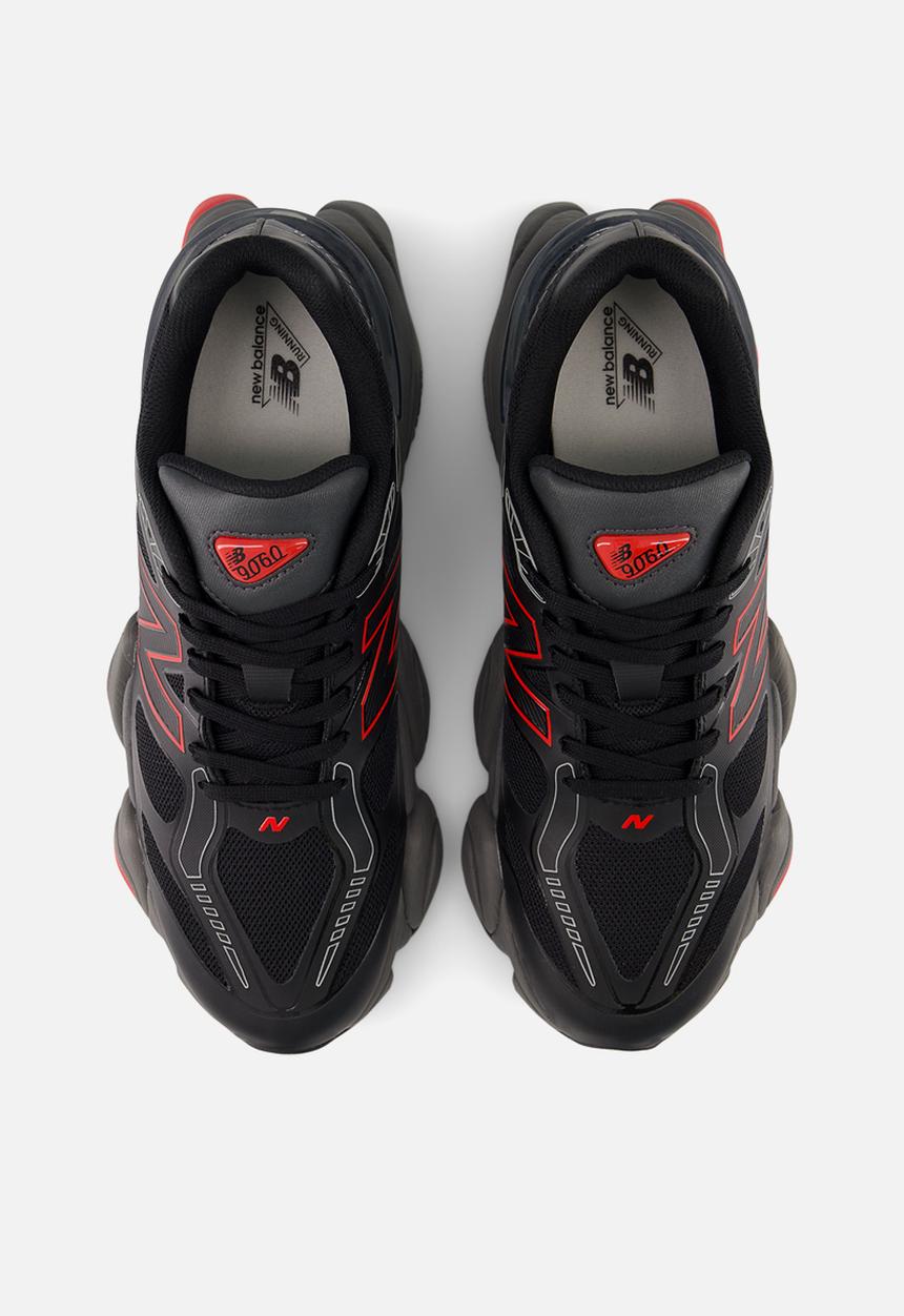 New Balance  - 9060