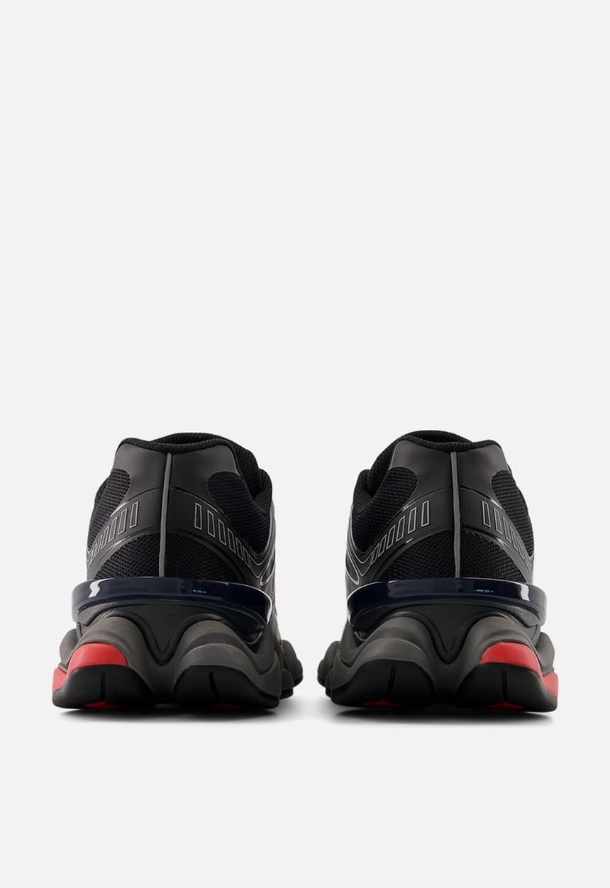 New Balance  - 9060