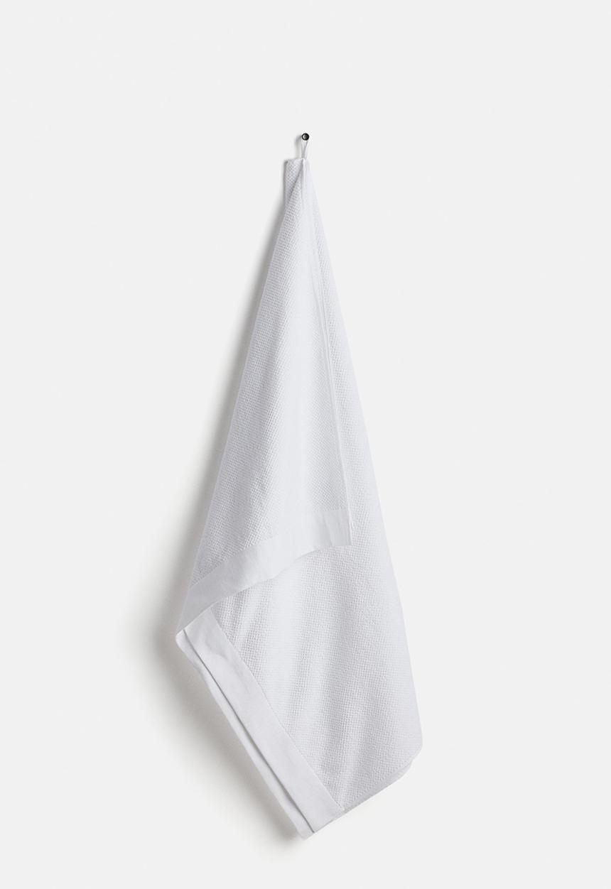 H&M - Cotton terry bath sheet - white