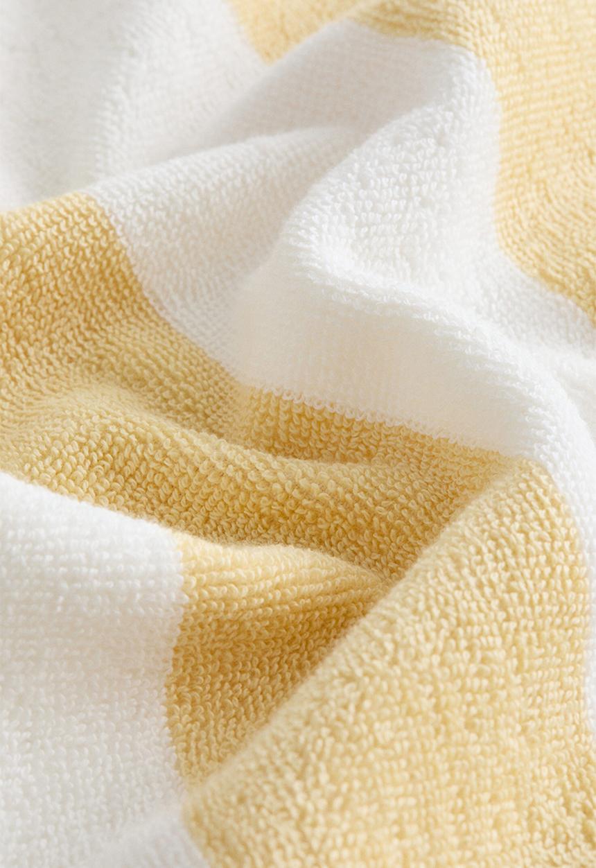 H&M - Bath towel - light yellow/striped