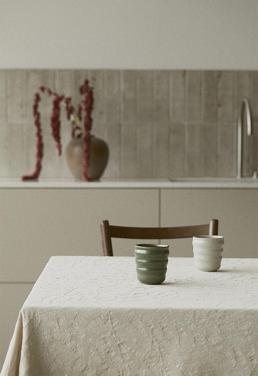 H&M - Fluted stoneware mug - green