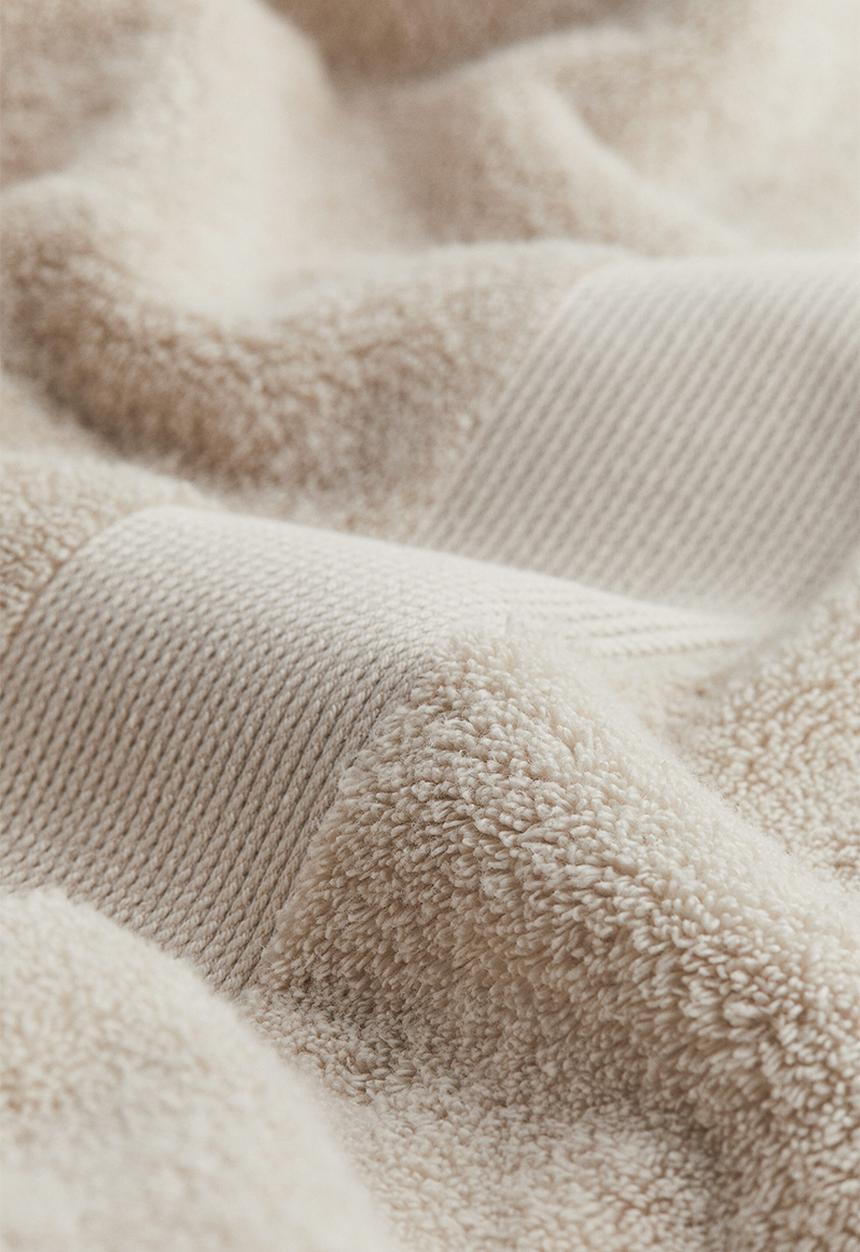 H&M - Soft terry bath sheet - light beige