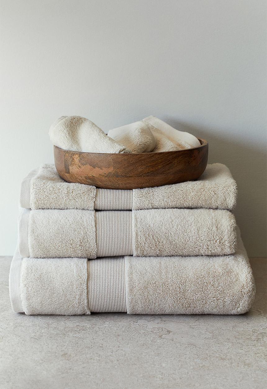 H&M - Soft terry bath sheet - light beige