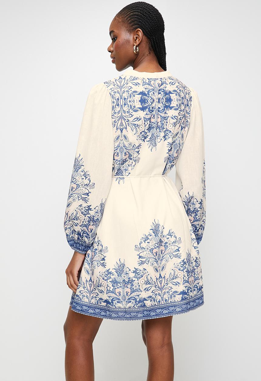 MILLA - Blue paisley dress - Navy Paisley