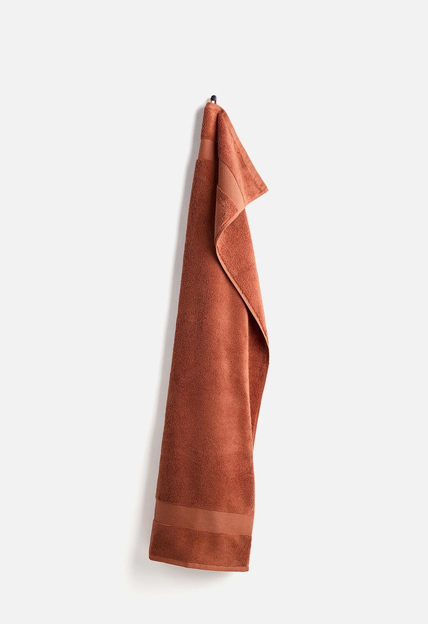 H&M - Soft terry bath towel - rust red