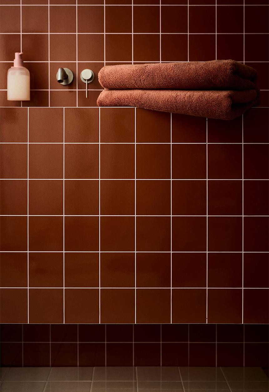 H&M - Soft terry bath towel - rust red