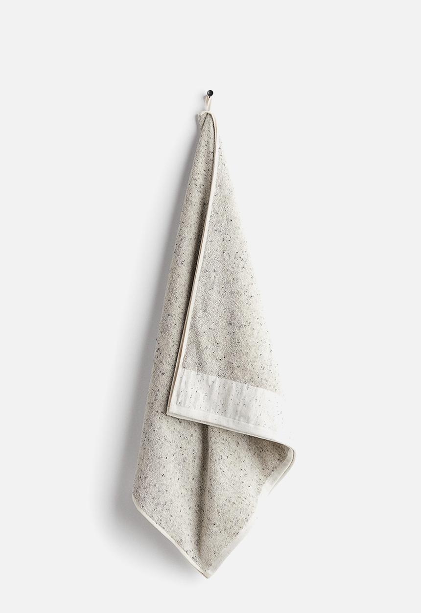 H&M - Cotton bath towel with neps - light grey/patterned