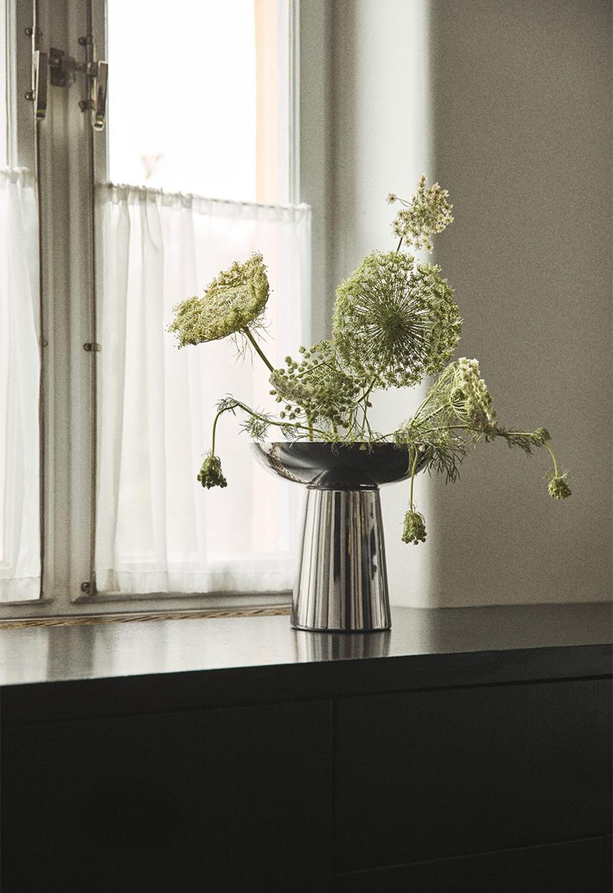 H&M - Large metal vase - silver
