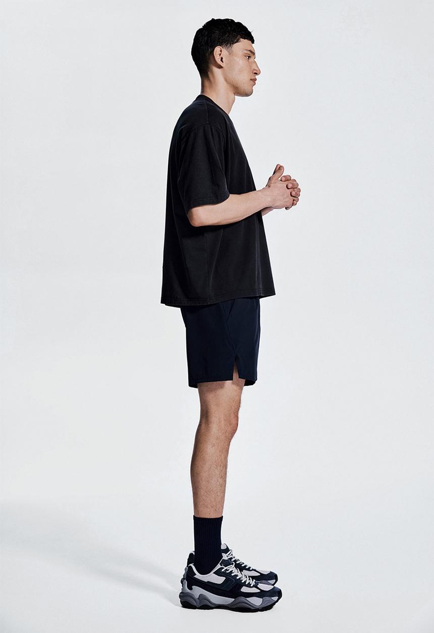 H&M - Mid-length sports shorts with drymove™ - navy blue