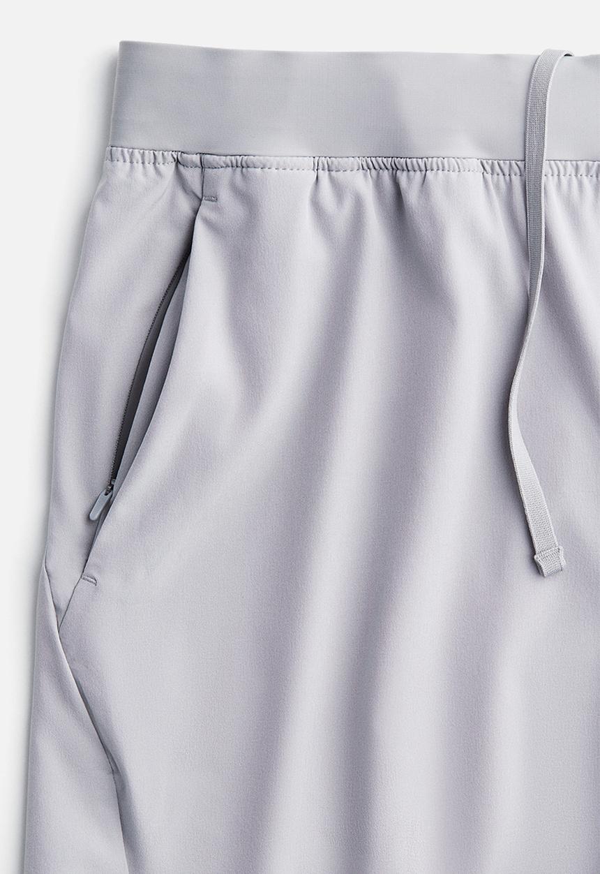 H&M - Mid-length sports shorts with drymove™ - grey