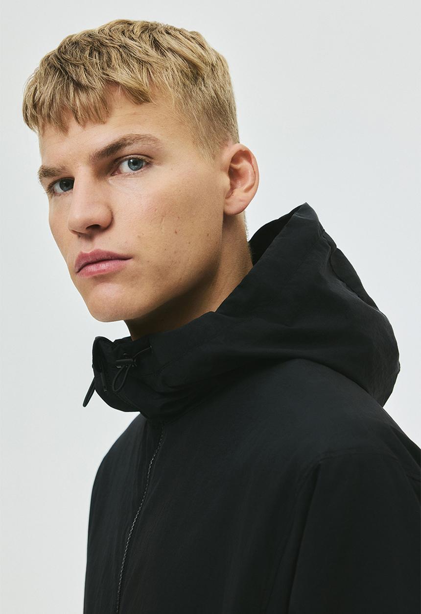 H&M - Hooded windbreaker - black