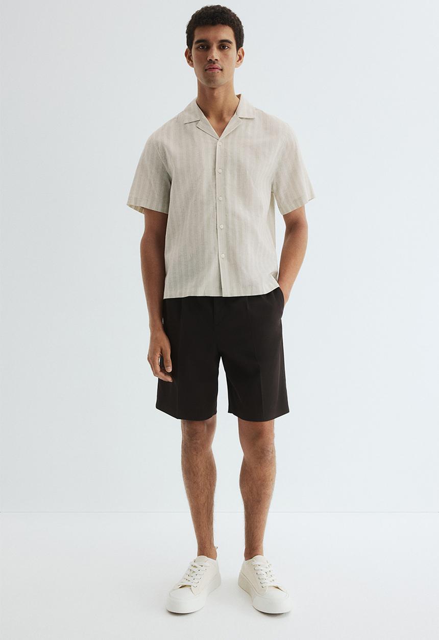 H&M - Regular fit linen-blend resort shirt - beige/striped