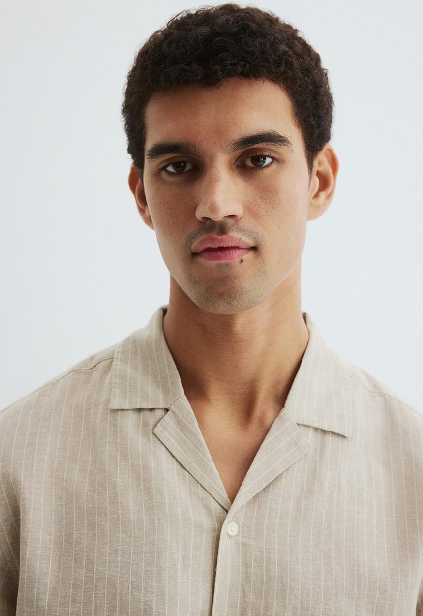 H&M - Regular fit linen-blend resort shirt - light green/striped