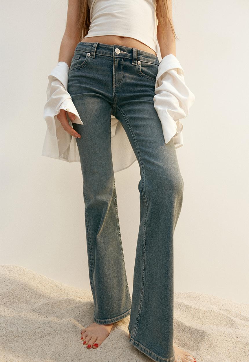 H&M - Flared low jeans - denim blue