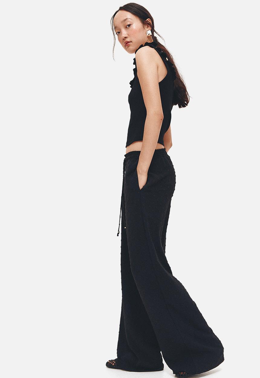 H&M - Plumeti drawstring trousers - black