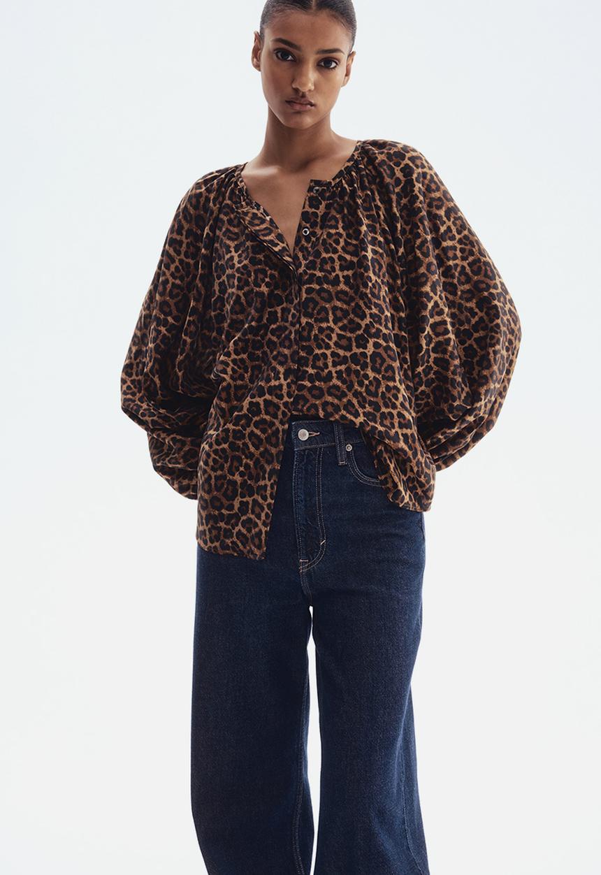 H&M - Oversized blouse - beige leopard print
