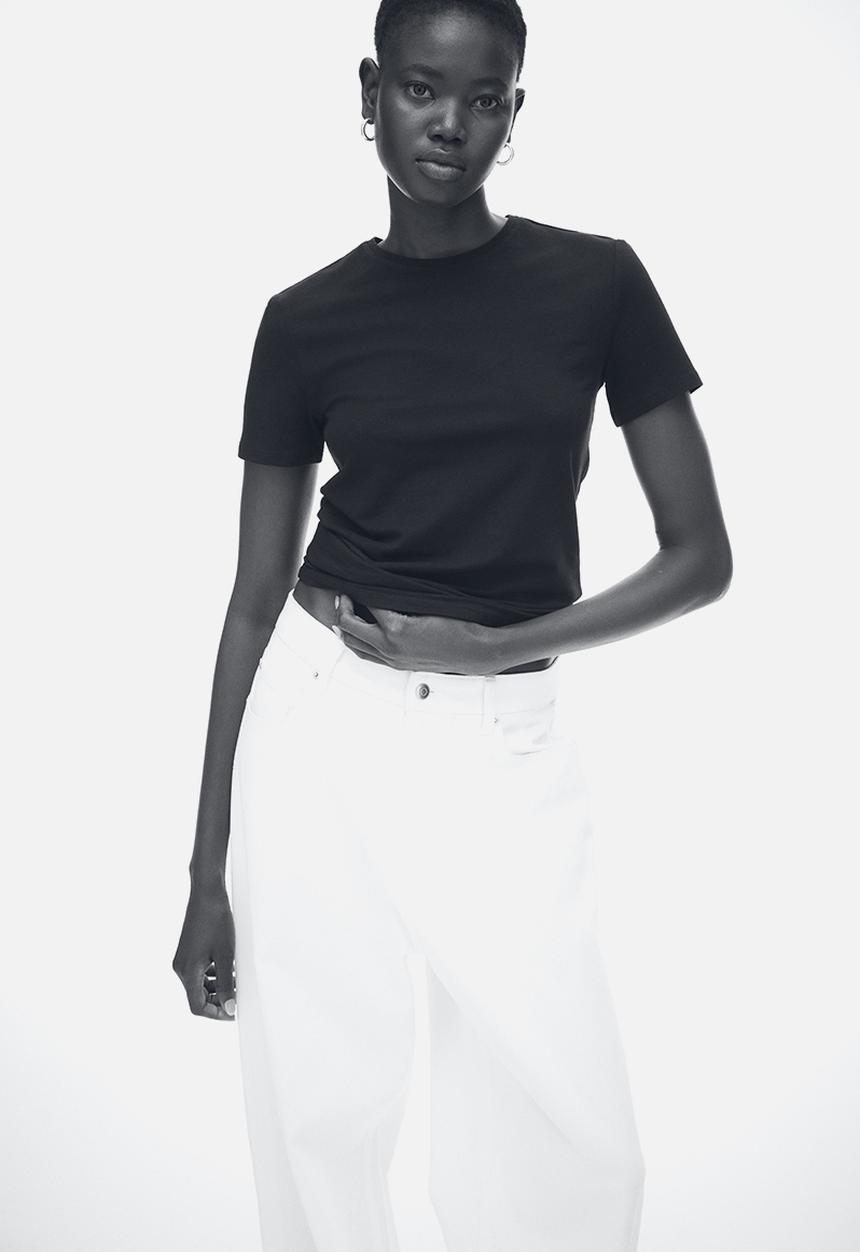 H&M - Fitted t-shirt - black