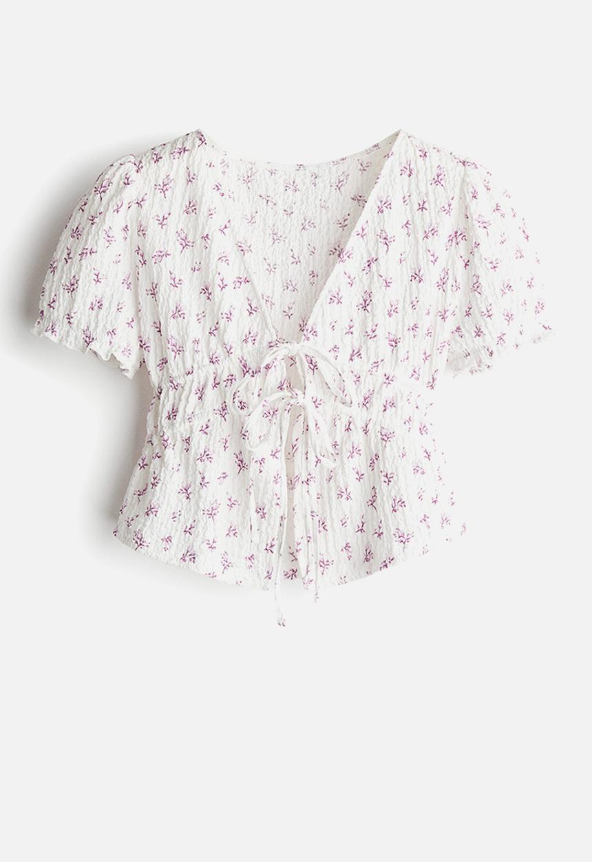 H&M - Crinkled tie-front top - white floral