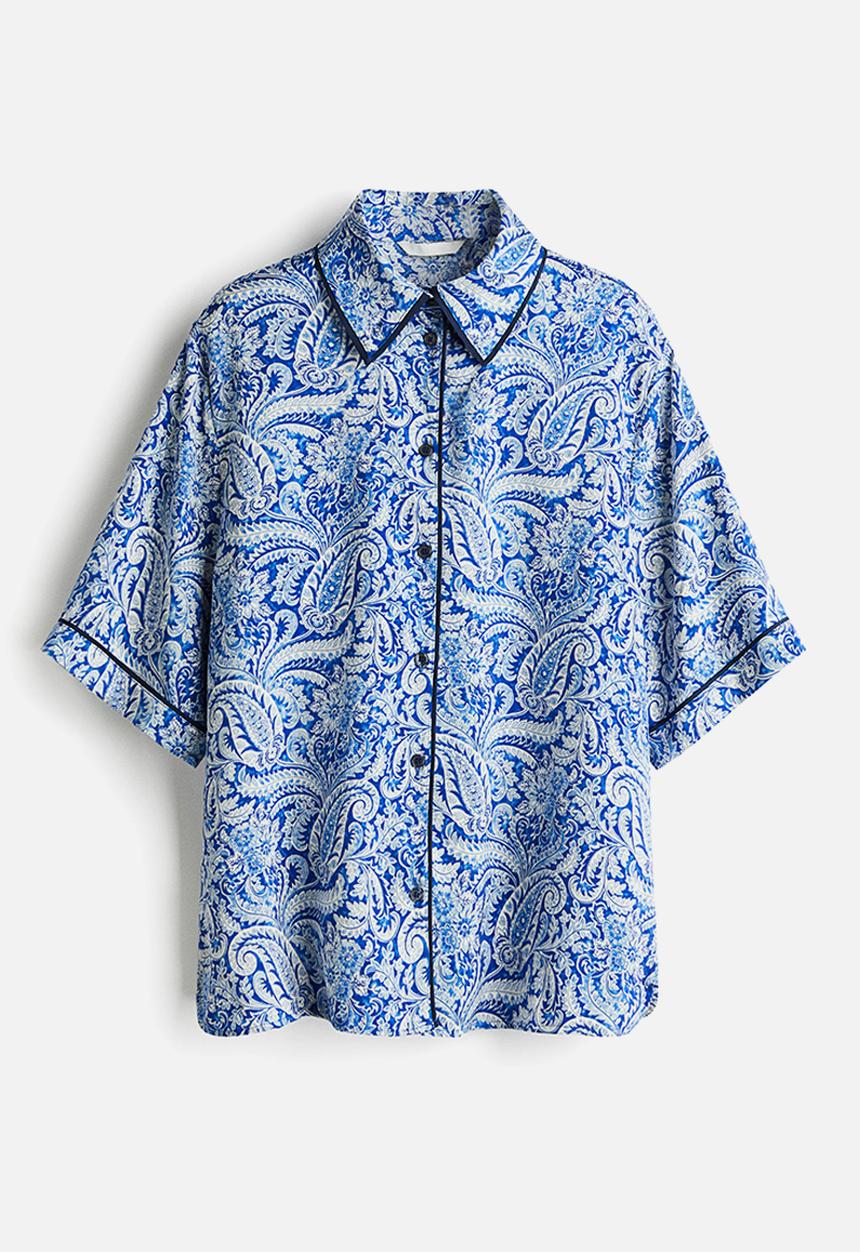 H&M - Printed satin shirt - blue paisley pattern