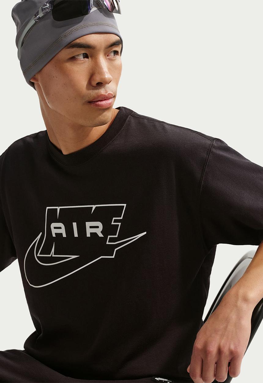 Nike - NSW   NIKE AIR S/S Tee - Black