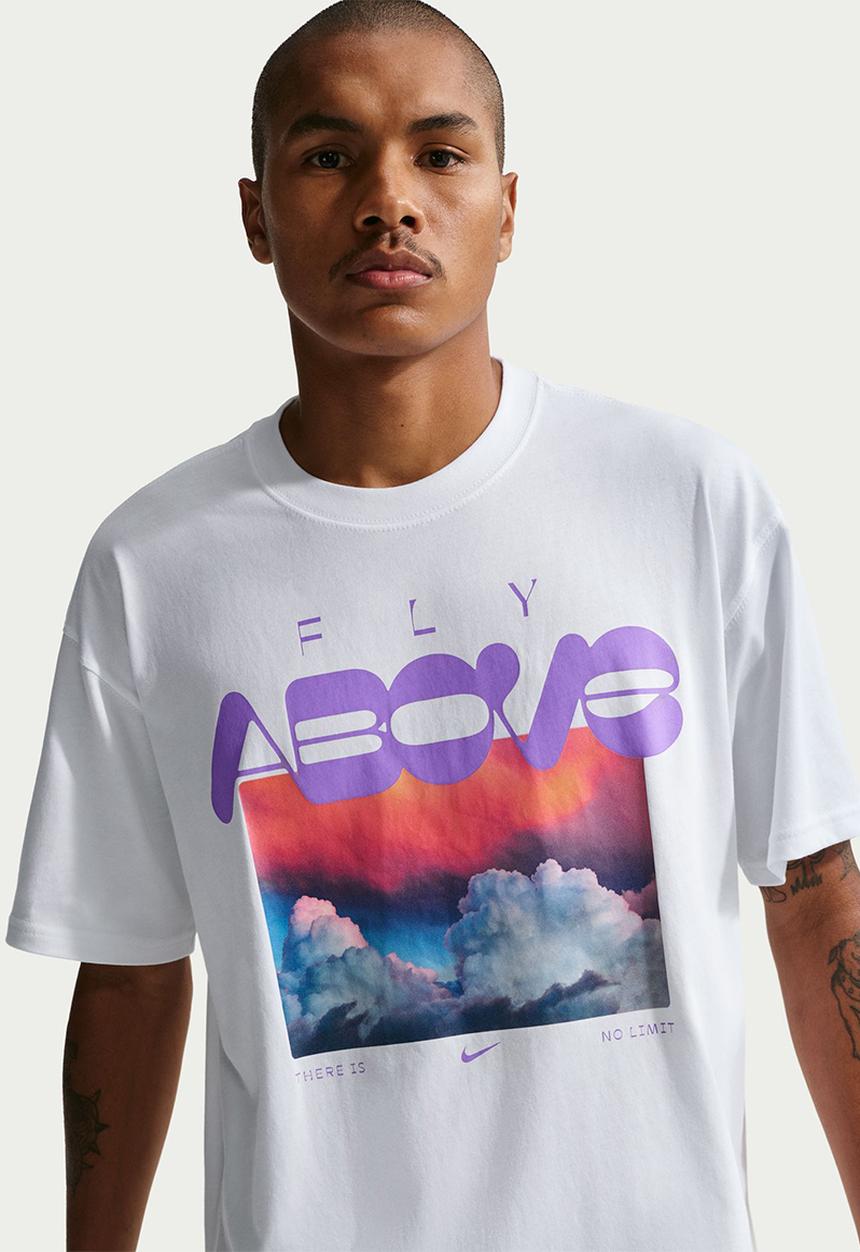 Nike - NSW  FLY ABOVE S/S Tee - White/Multi