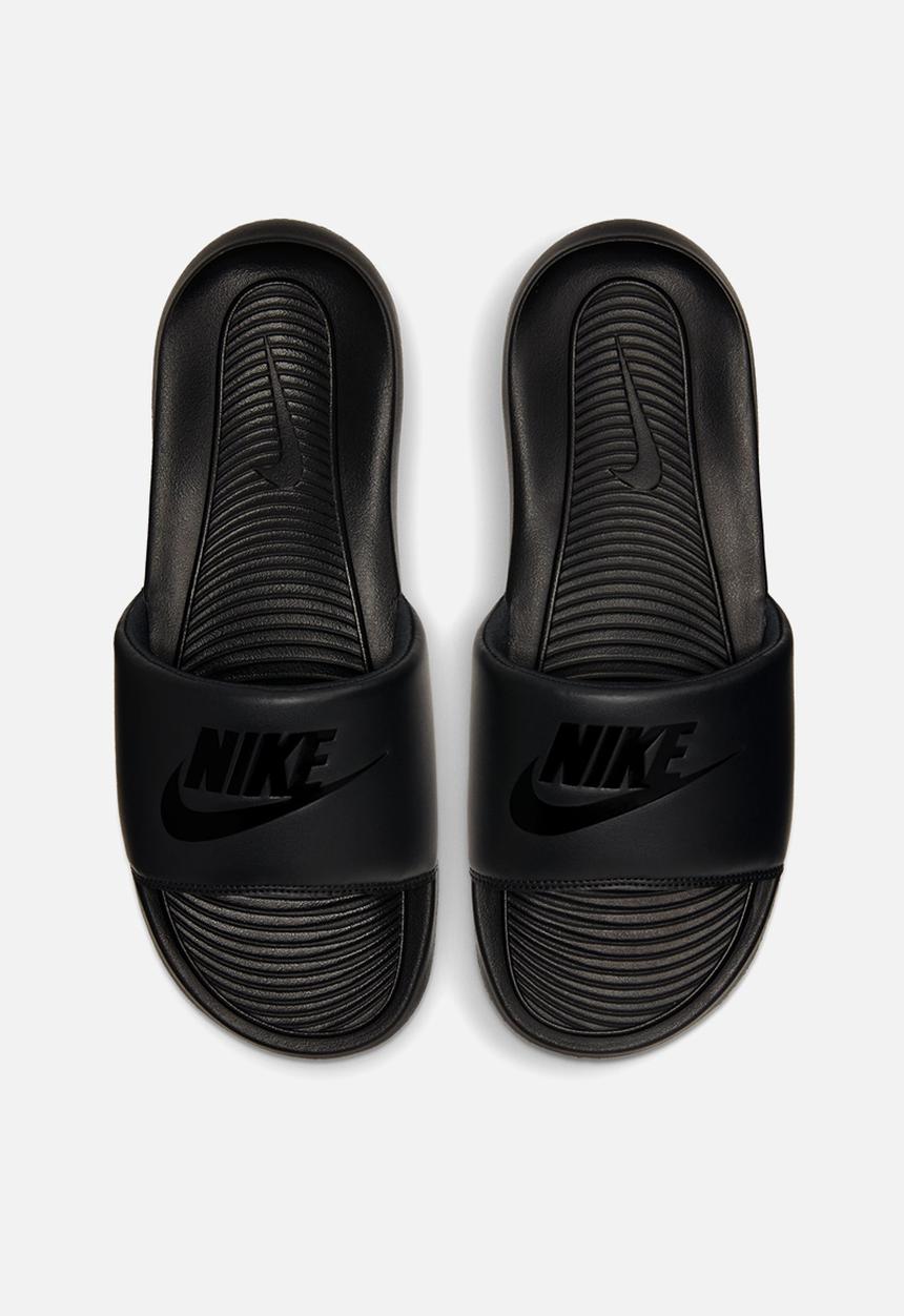 Nike - Nike Victori One - BLACK
