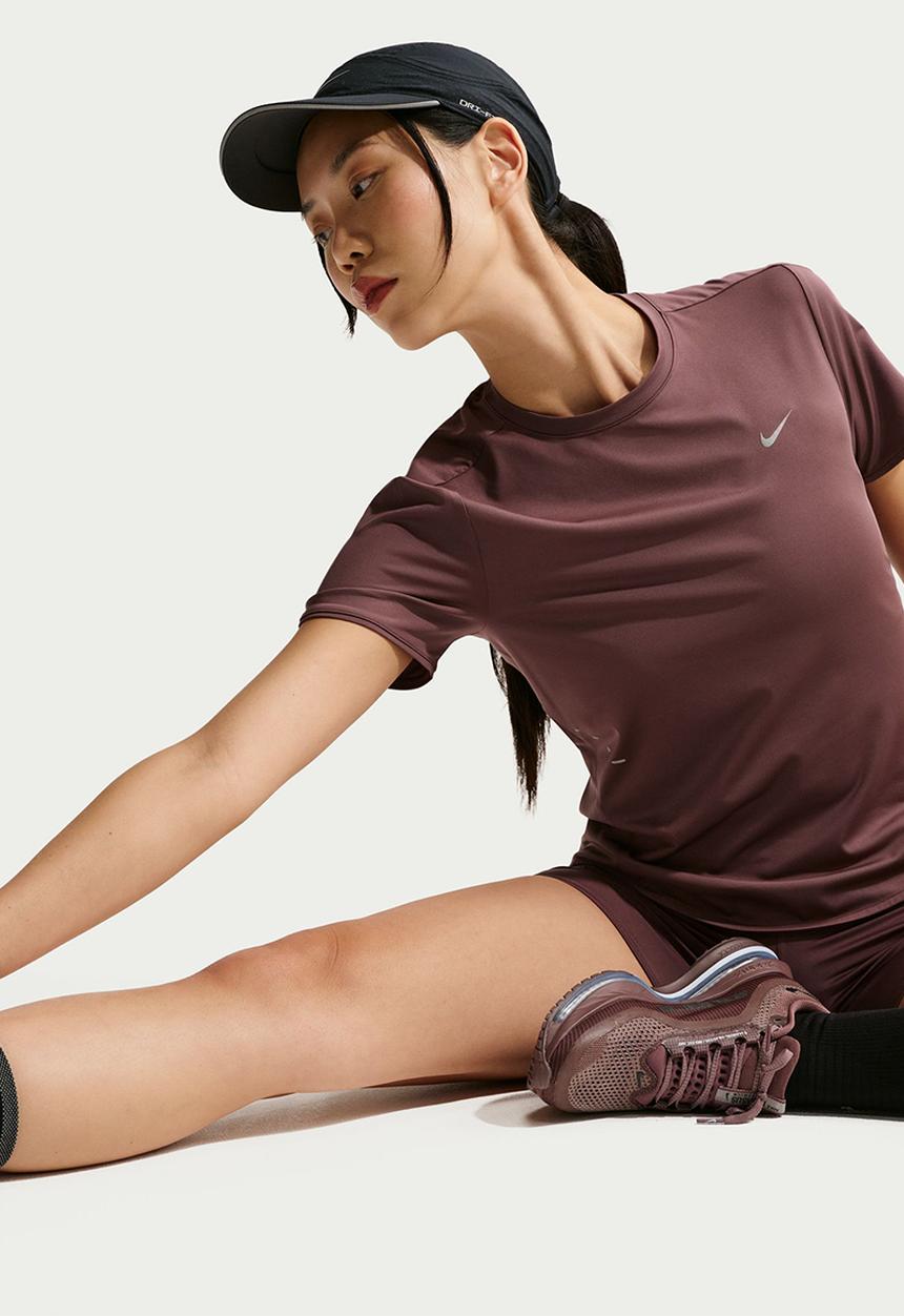 Nike - W Nk Swift Df Ss Top - Tattoo/Reflective Silv