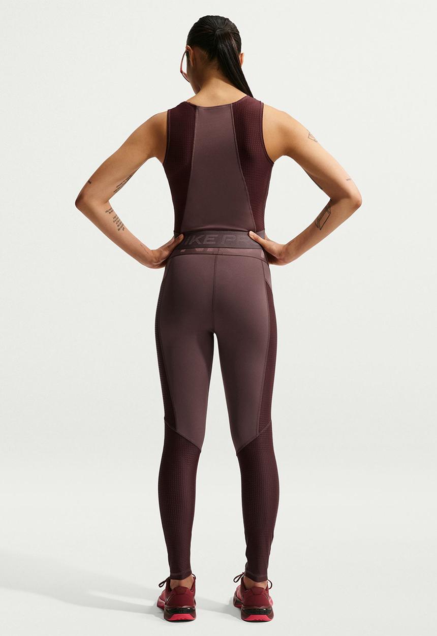 Nike - W Np Df Tank Gg - Tattoo/Burgundy Crush/White