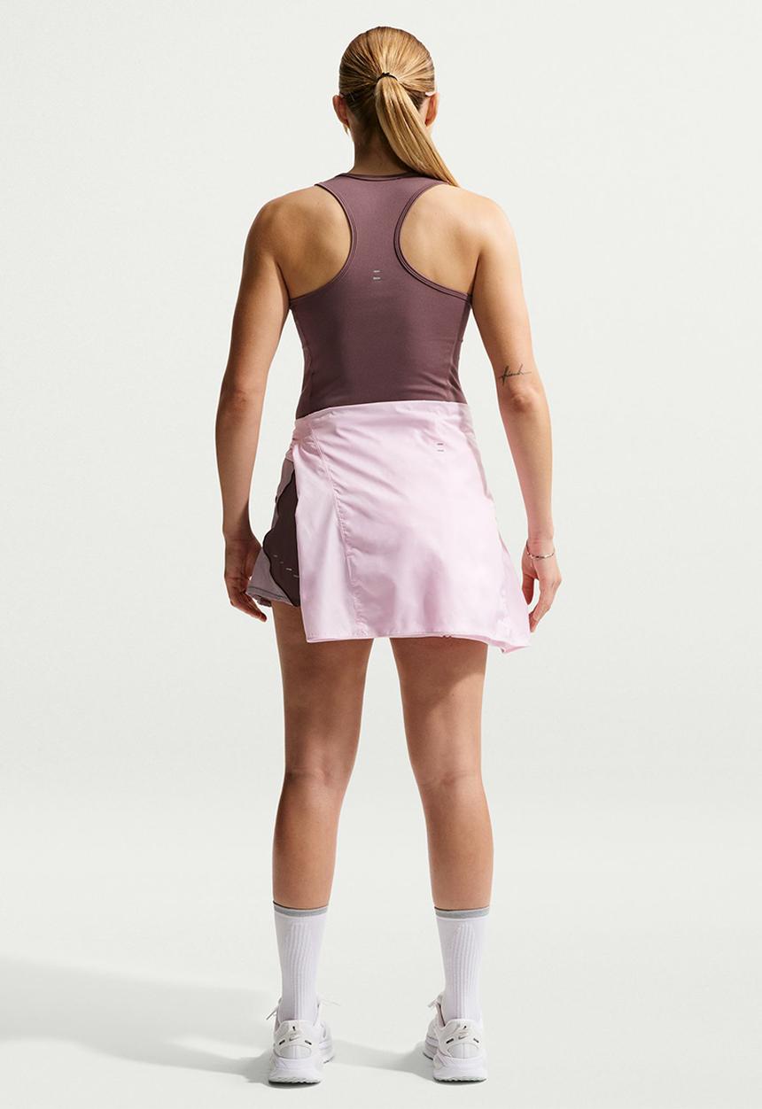 Nike - W Nk Tempo Swoosh Run Df Tank - Tattoo/Photon Dust/Reflective Silv/White