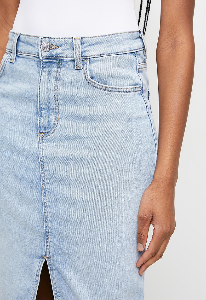 GUESS - Mila Denim Skirt - Lagoon Light