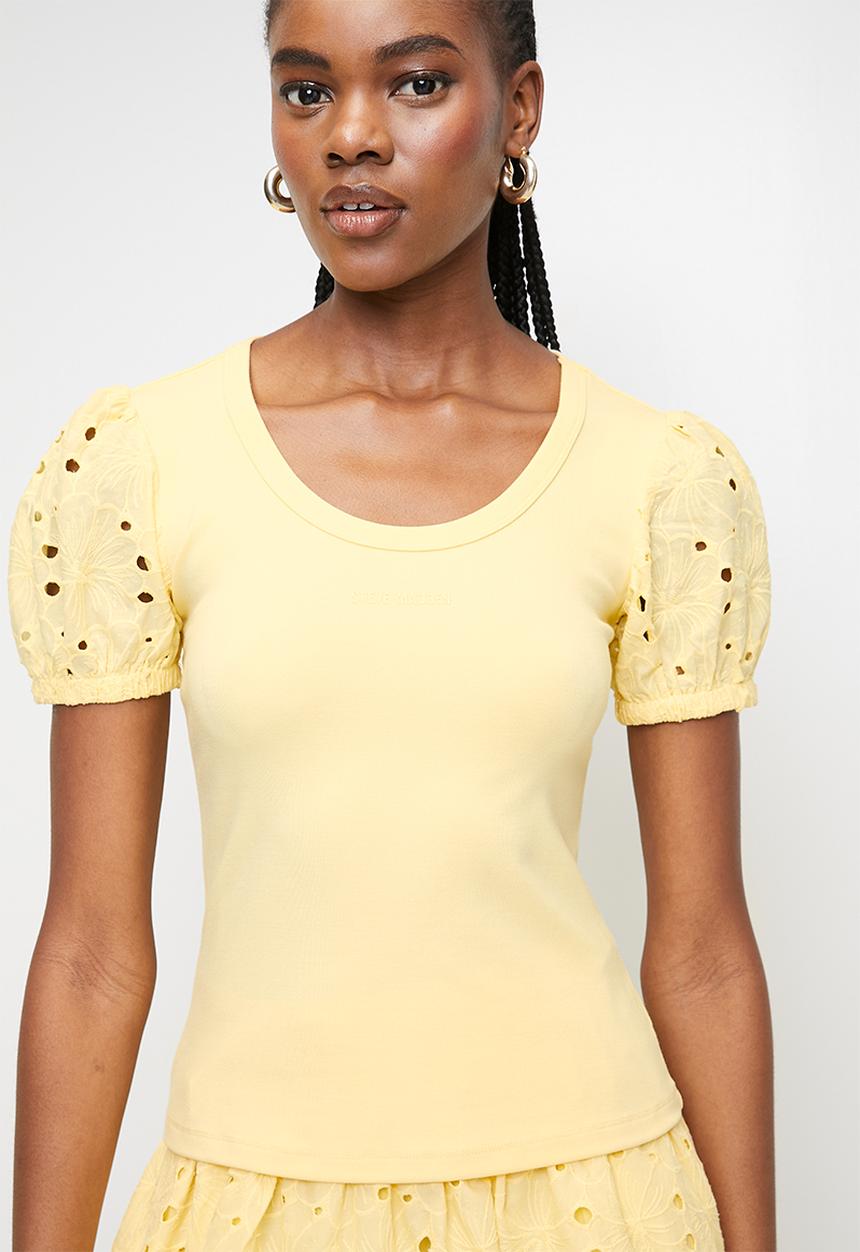 Steve Madden - Ladies celine puff sleeve top - lemon