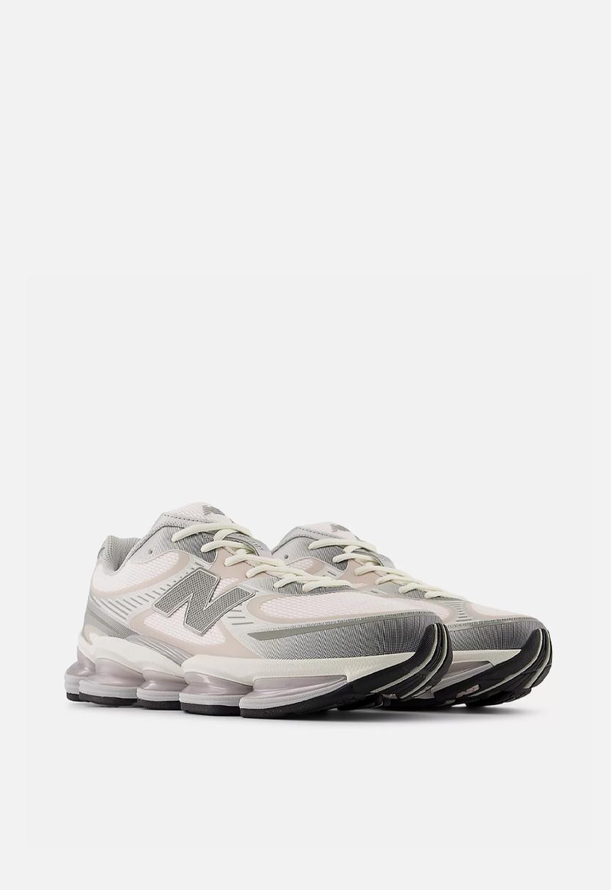 New Balance  - U2000 v1