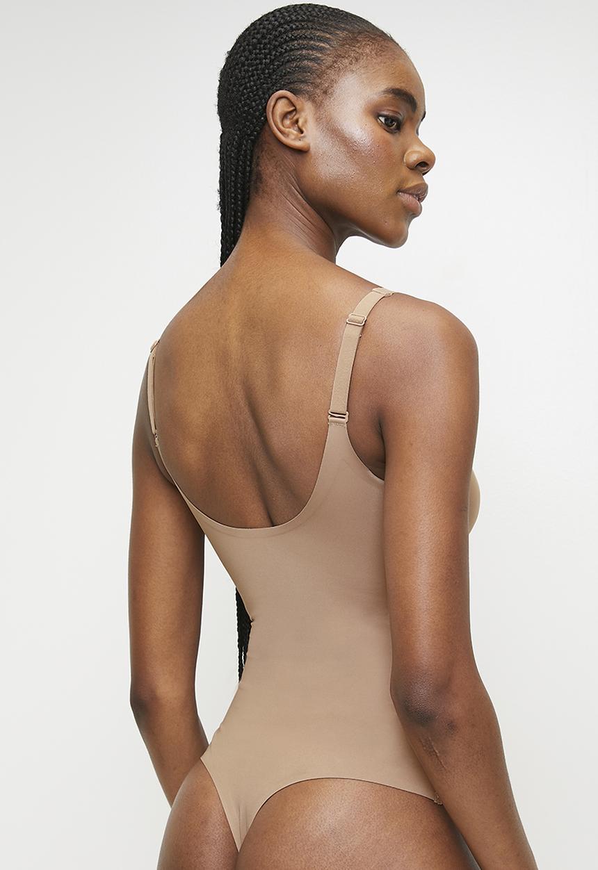 Easy Curves Shapewear - Plunge thong bodysuit - beige