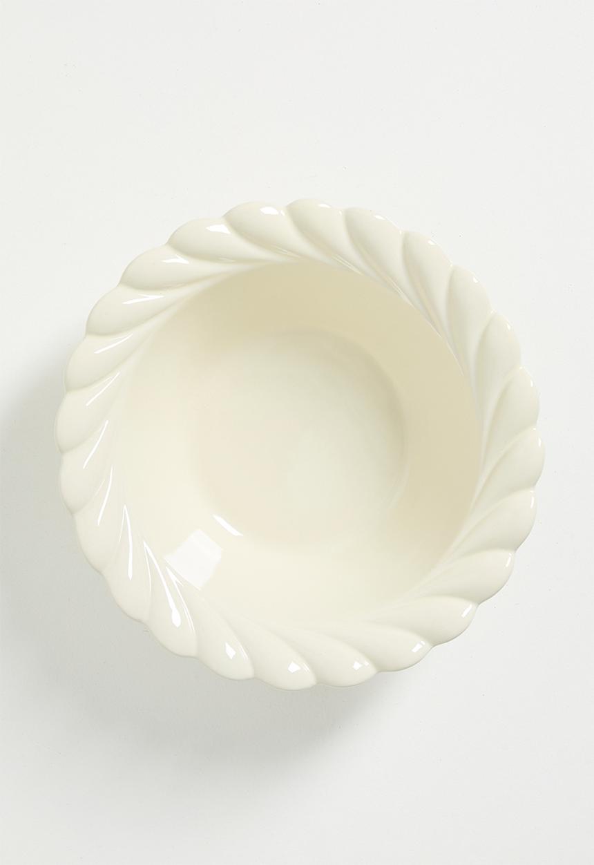 Nicolson Russell - Atlantis Salad Bowl Cream