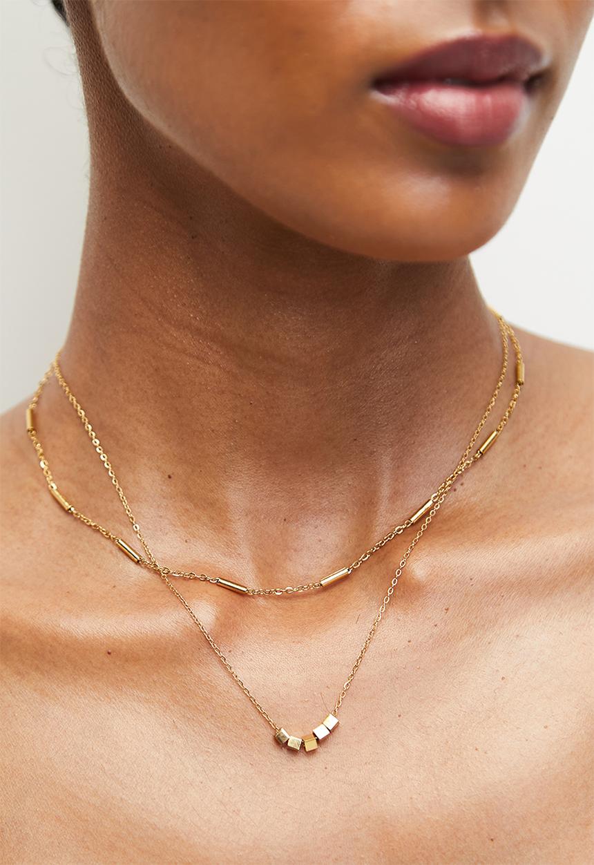 Zoe on Trend - Trendy Lucky Bead Necklace - Gold