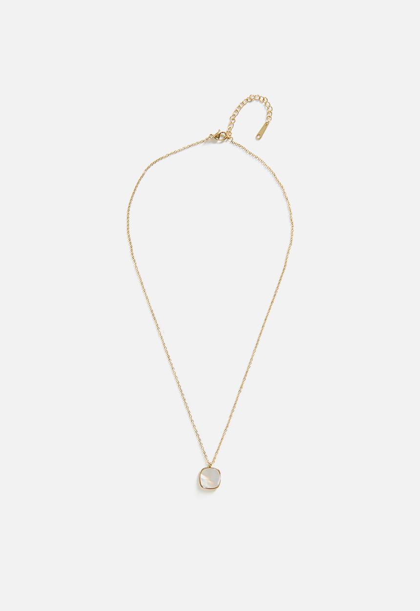 Zoe on Trend - Stylish M.O.P. Inlay Pendant Necklace - Gold