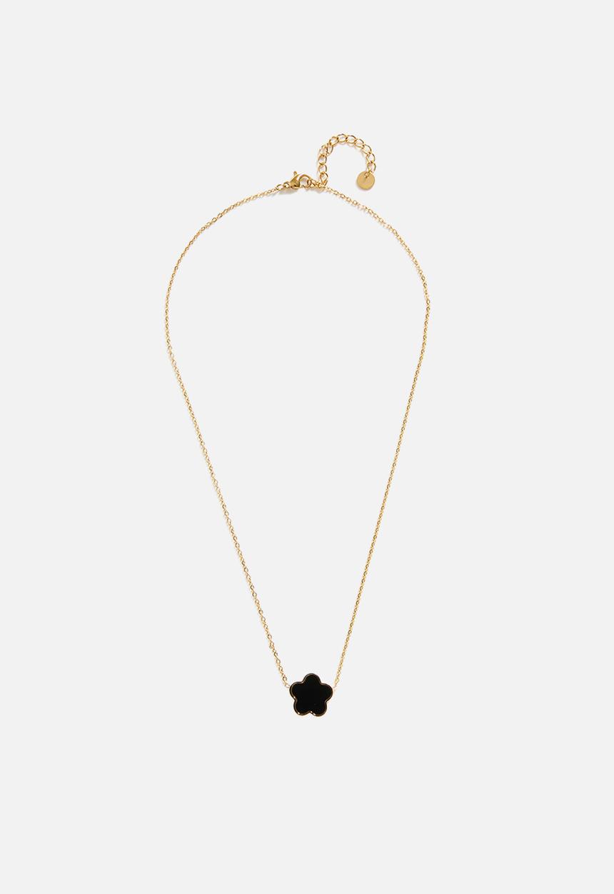 Zoe on Trend - Stylish Clover Necklace - Gold