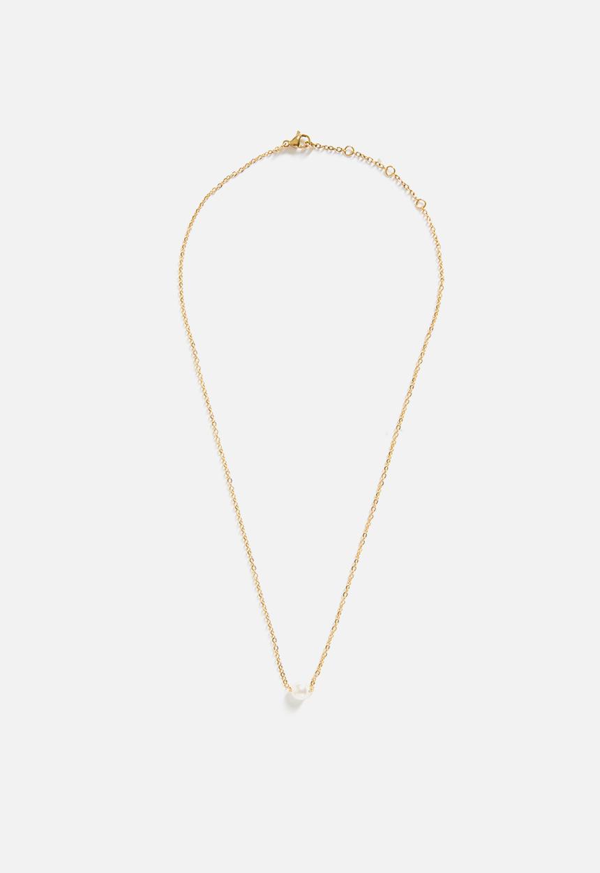 Zoe on Trend - Stylish Pearl Pendant Necklace - Gold
