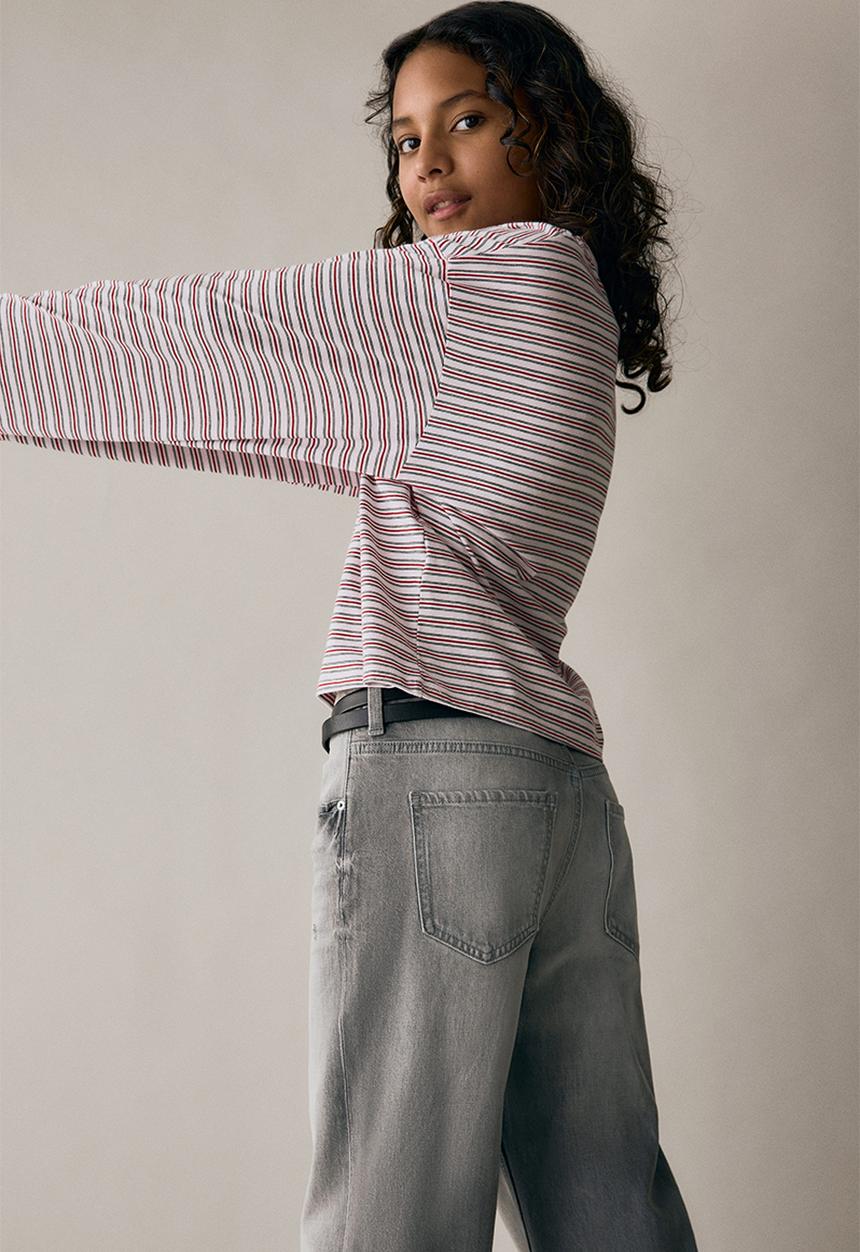 H&M - Baggy fit bootcut leg jeans - washed out light grey