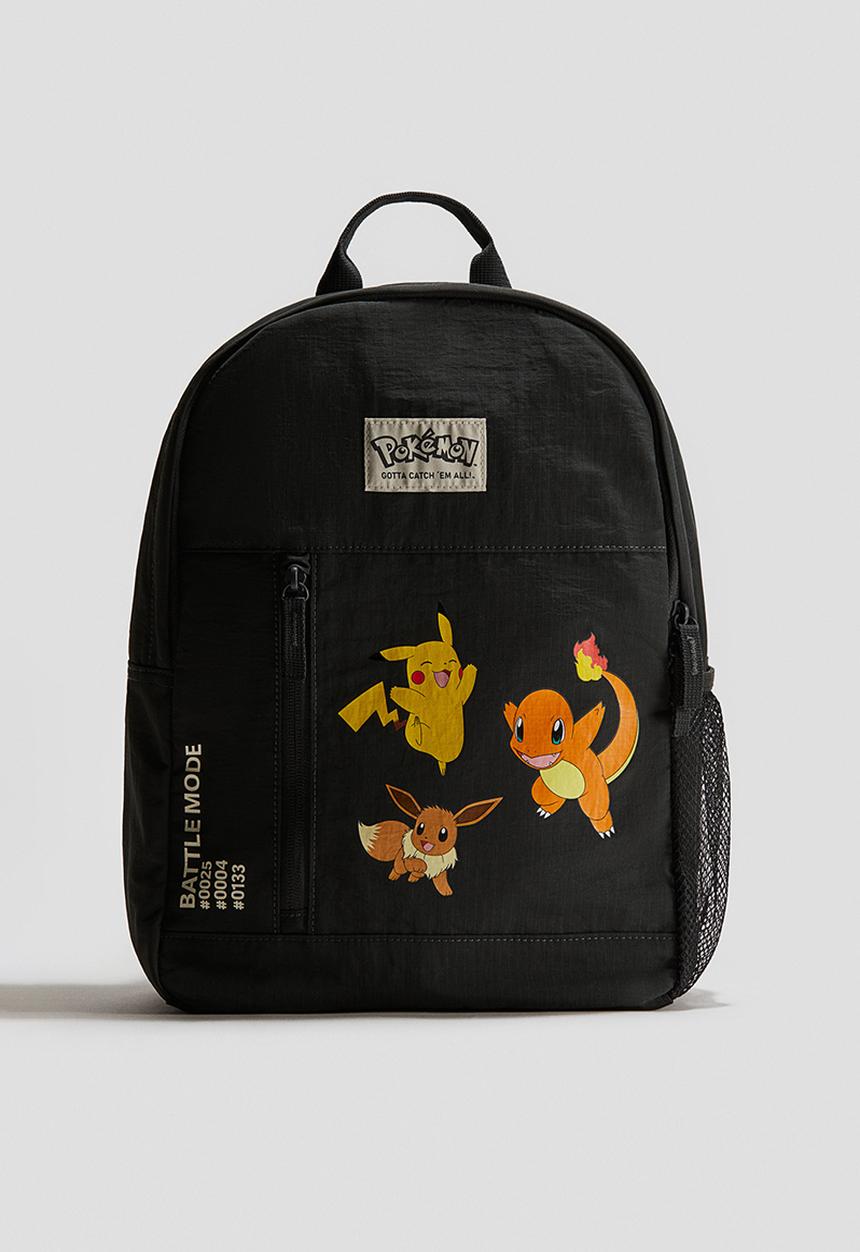 H&M - Printed backpack - black pokémon