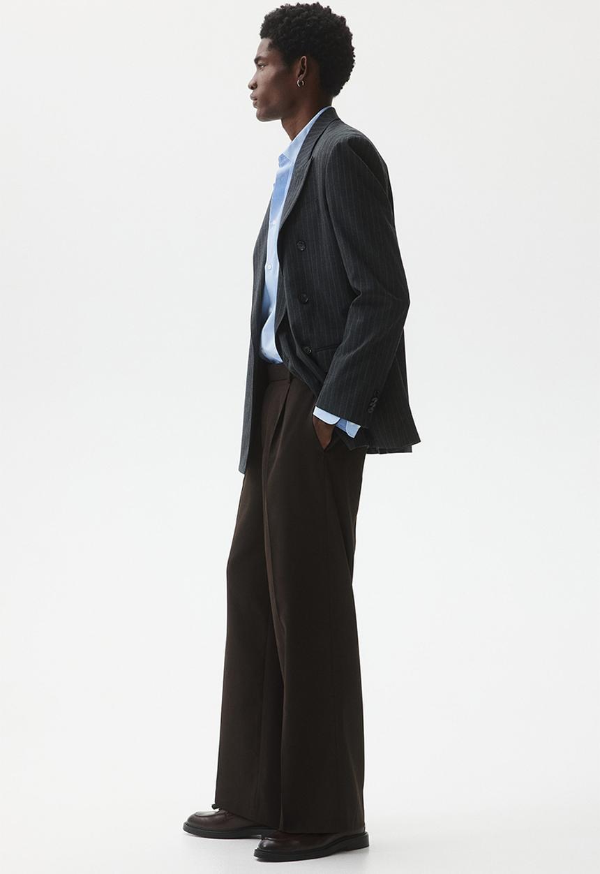 H&M - Loose fit tailored trousers - dark brown 