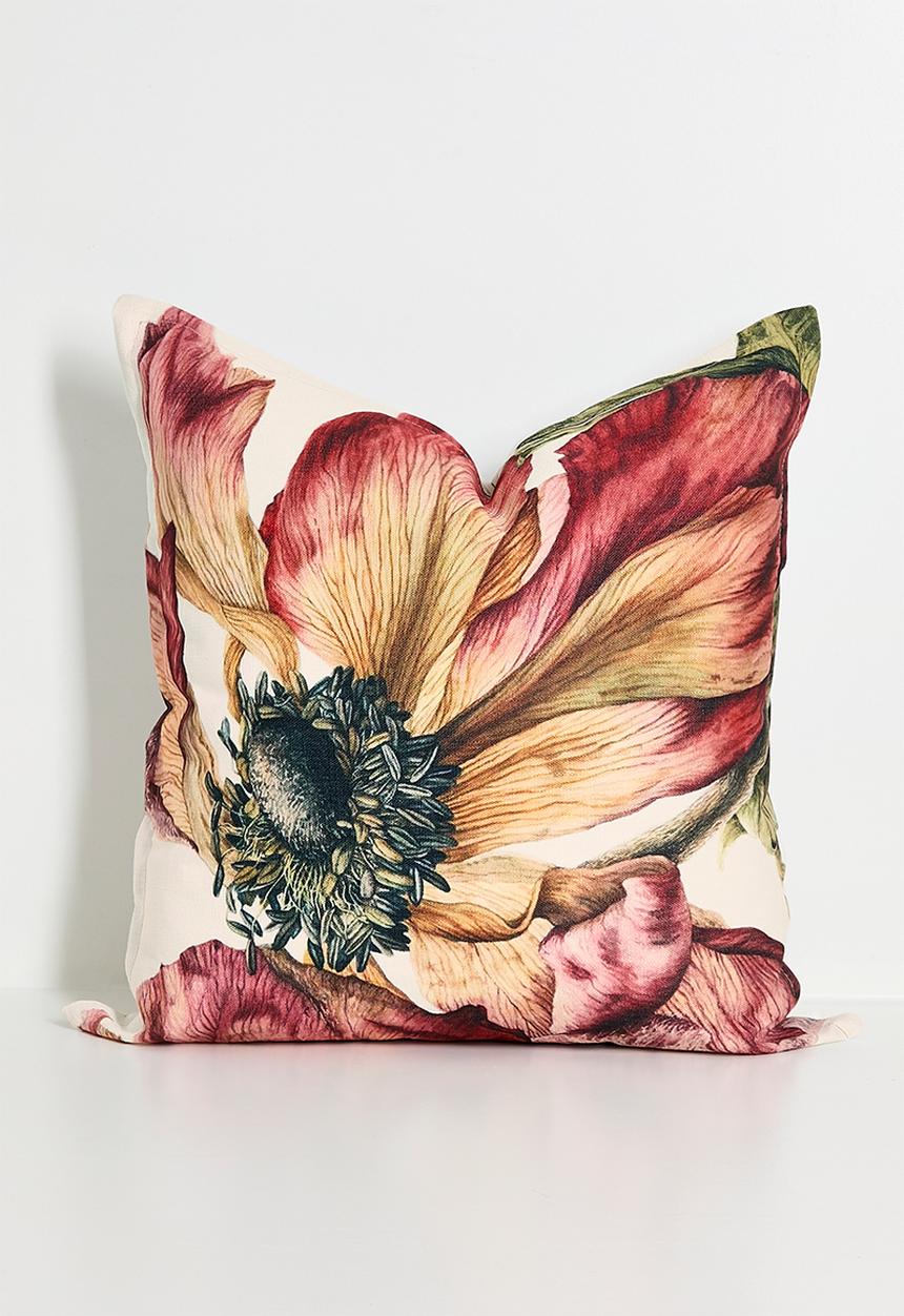 Grey Gardens - Coral poppy - cushion cover
