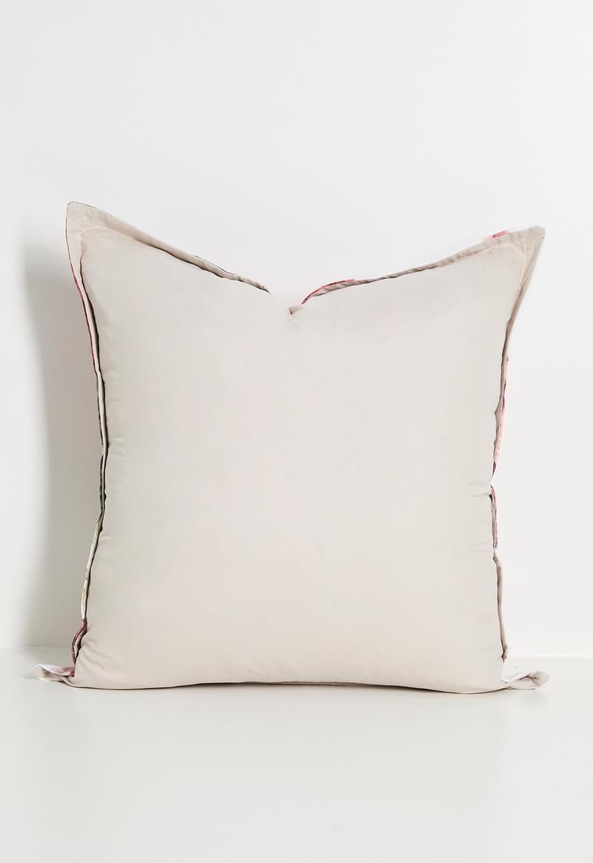Grey Gardens - Coral poppy - cushion cover
