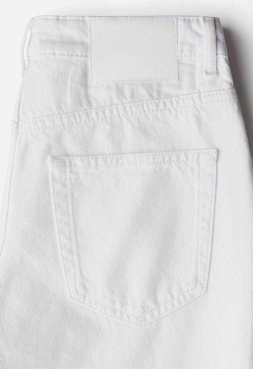 H&M - Denim bermuda shorts - white