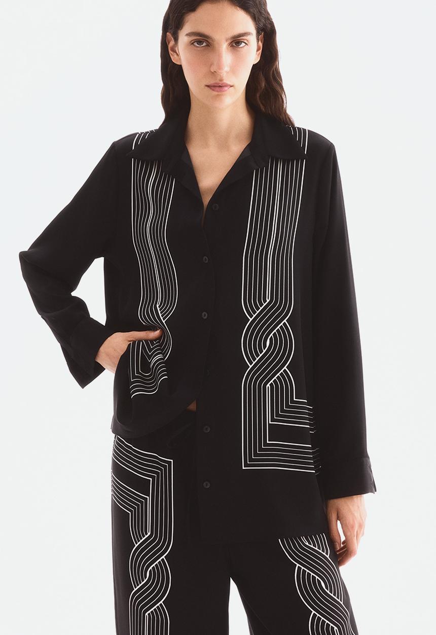 H&M - Oversized printed shirt - black patterned