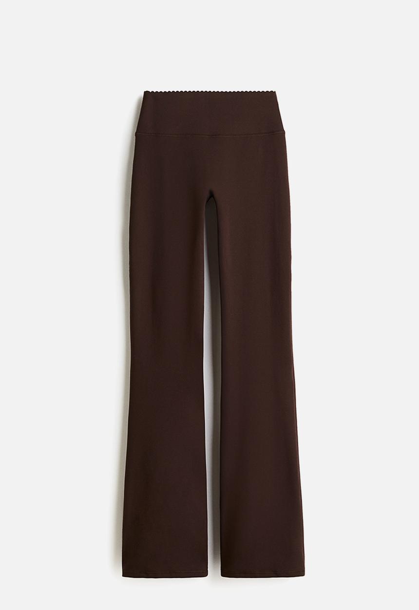 H&M - Flared sports leggings with softmove™ - warm brown 